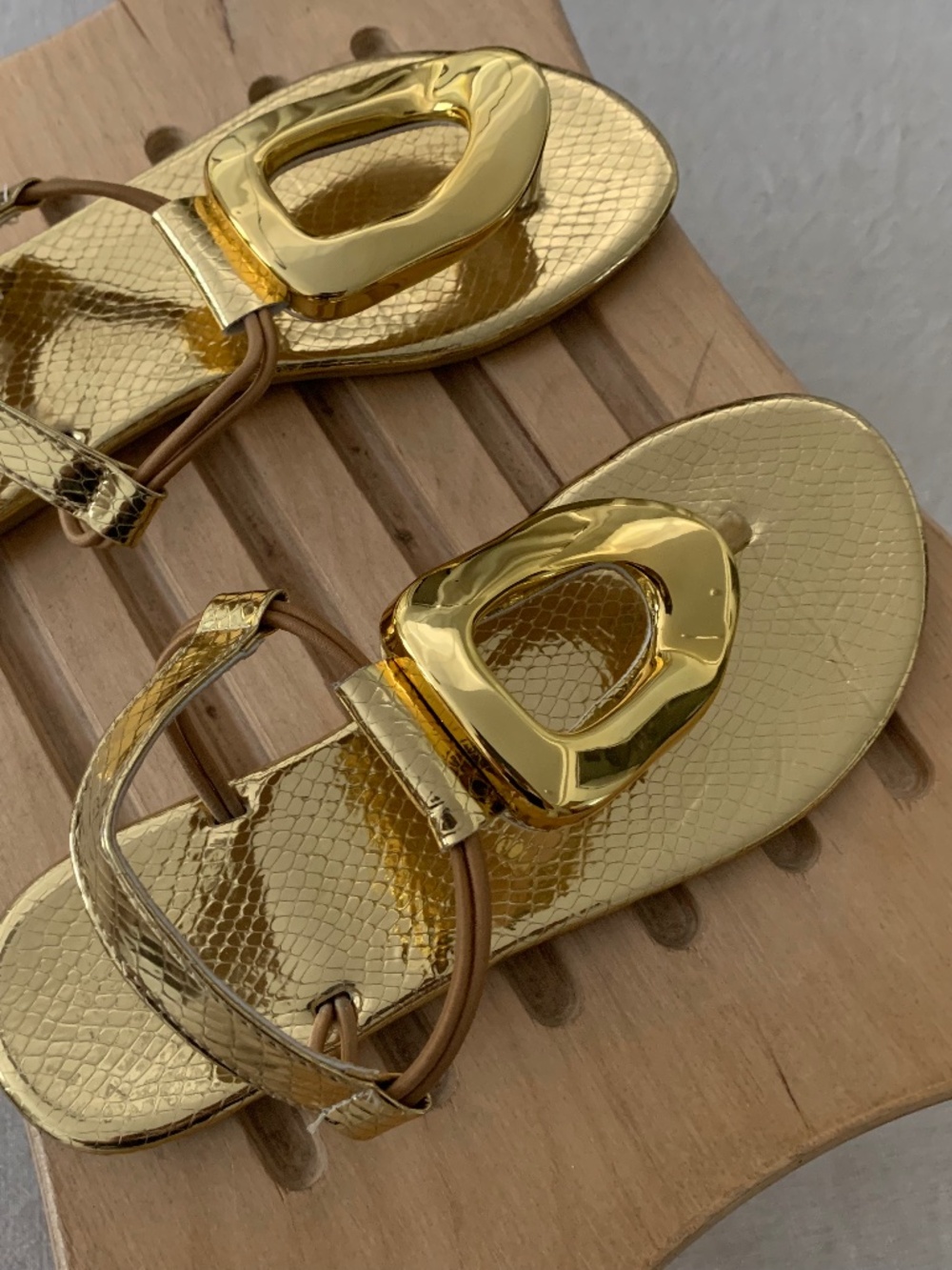 Gold Metallic Slingback Thong Sandals Size 37 Statement Ornament Flats